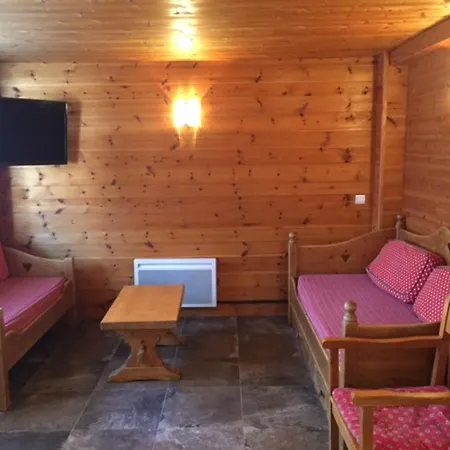 Apartment Superbe Au Centre De Val-d'isere, Proche Des Pistes Et Des Commerces - Fr-1-519-14